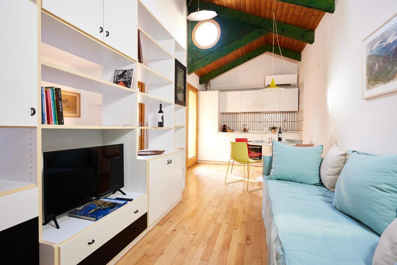 Italian Design Small Attic بولونيا المظهر الخارجي الصورة