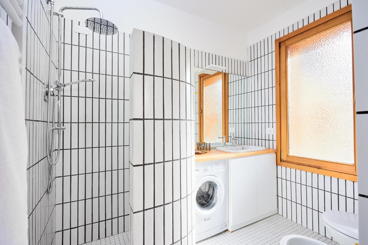 Italian Design Small Attic بولونيا المظهر الخارجي الصورة